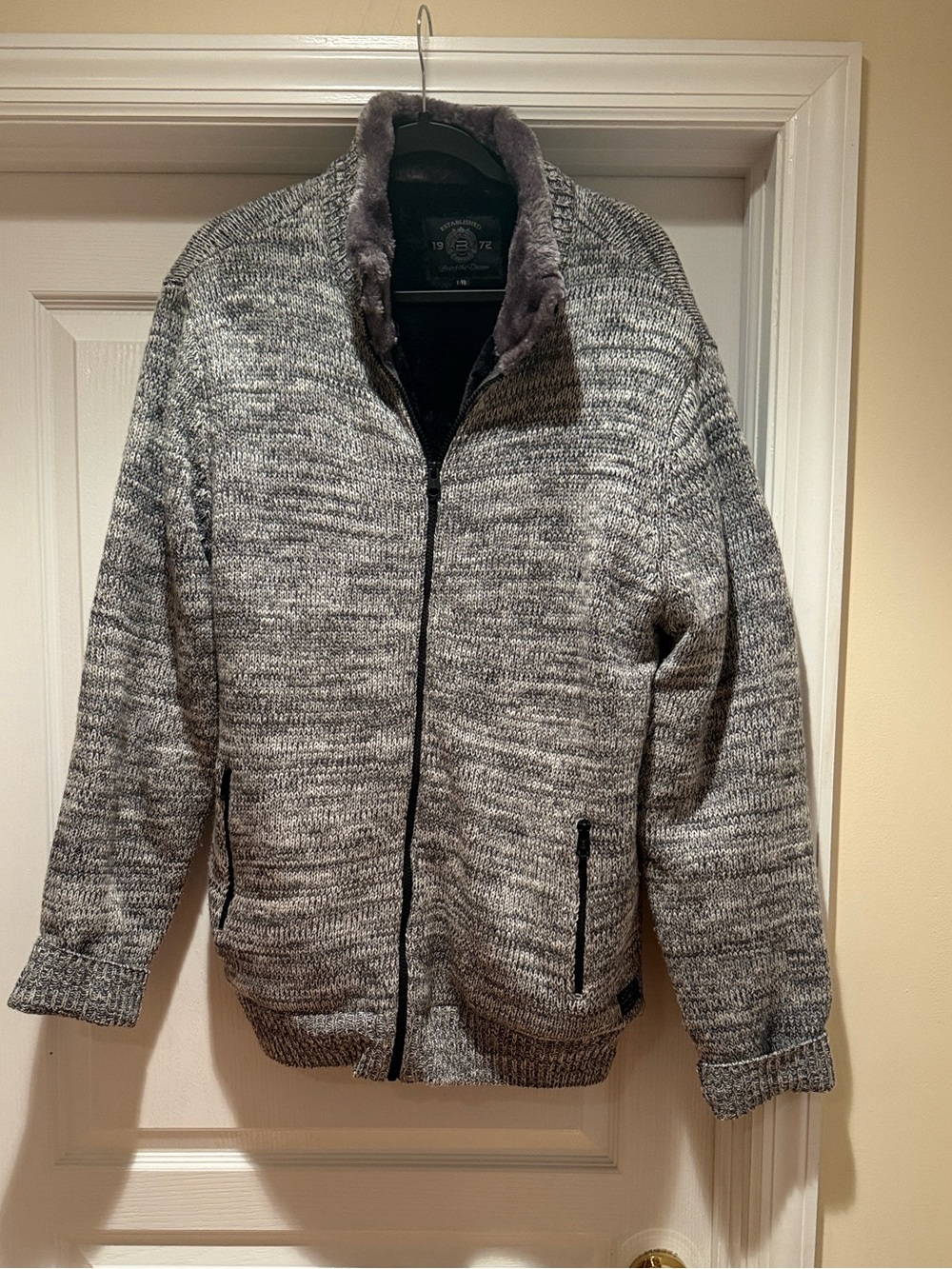 Buffalo David Bitton Men's Marled Gray Zip Sweater with Faux Fur Trim pockets